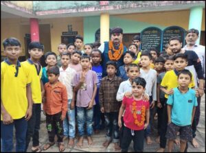 दिव्यांग छात्रावास में दिव्यांग बच्चों के बीच मनाया जन्मदिन। 