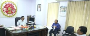 छात्रावासों की सीटें खाली रहने पर कमिश्नर ने व्यक्त की नाराजगी, छात्र-छात्राओं को प्रेरित करें अधीक्षक: कमिश्नर सागर