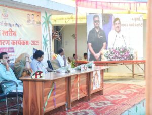 मेधावी छात्र-छात्राओं को की गई लैपटॉप राशि हस्तांतरित ।।