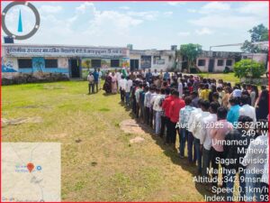 शासकीय उच्चतर माध्यमिक विद्यालय बोरी में निकाली गई तिरंगा यात्रा।।