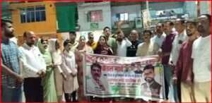 छिंदवाड़ा जहरीले कफ सिरप कांड, पन्ना में कांग्रेस ने निकाला कैंडल मार्च , जहरीला कफ सिरप बनाने और बेचने वालों पर हो कड़ी कानूनी कार्यवाही : अनीष खान